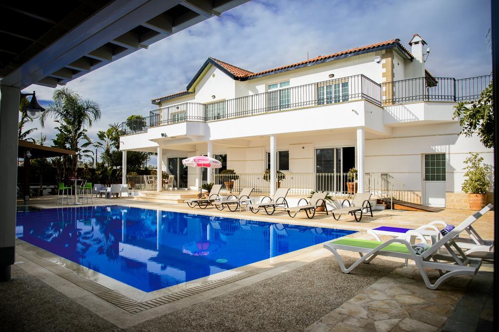 Papas Family Villa 帕拉利米尼 客房 照片